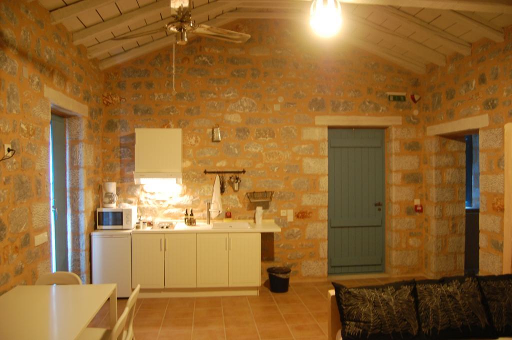 Philothea Guest House Mani Greece Mitziolena Exterior foto